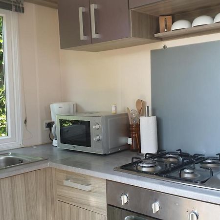 Mobil Home 6-8 Places Parcelle 4 Climatise Biville-sur-Mer Dış mekan fotoğraf