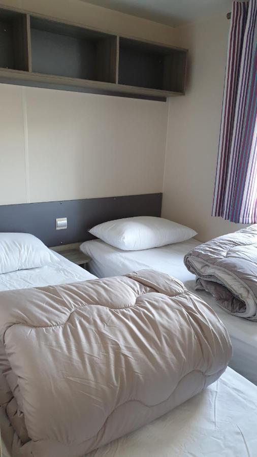 Mobil Home 6-8 Places Parcelle 4 Climatise Biville-sur-Mer Dış mekan fotoğraf